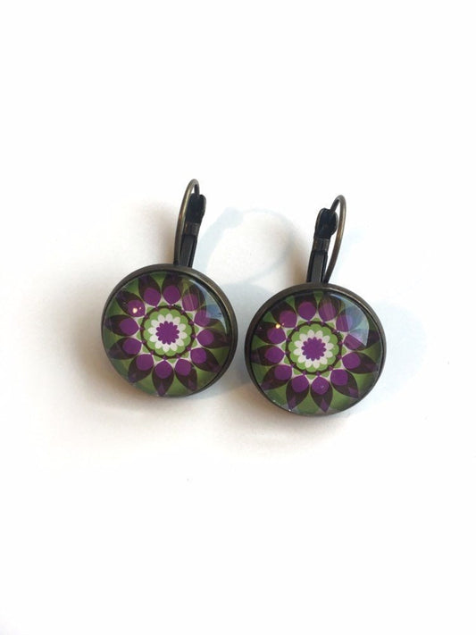 2013 "Kaleidoscope Flowers" Green/Purple USA Stamp - Postage Stamp Earrings